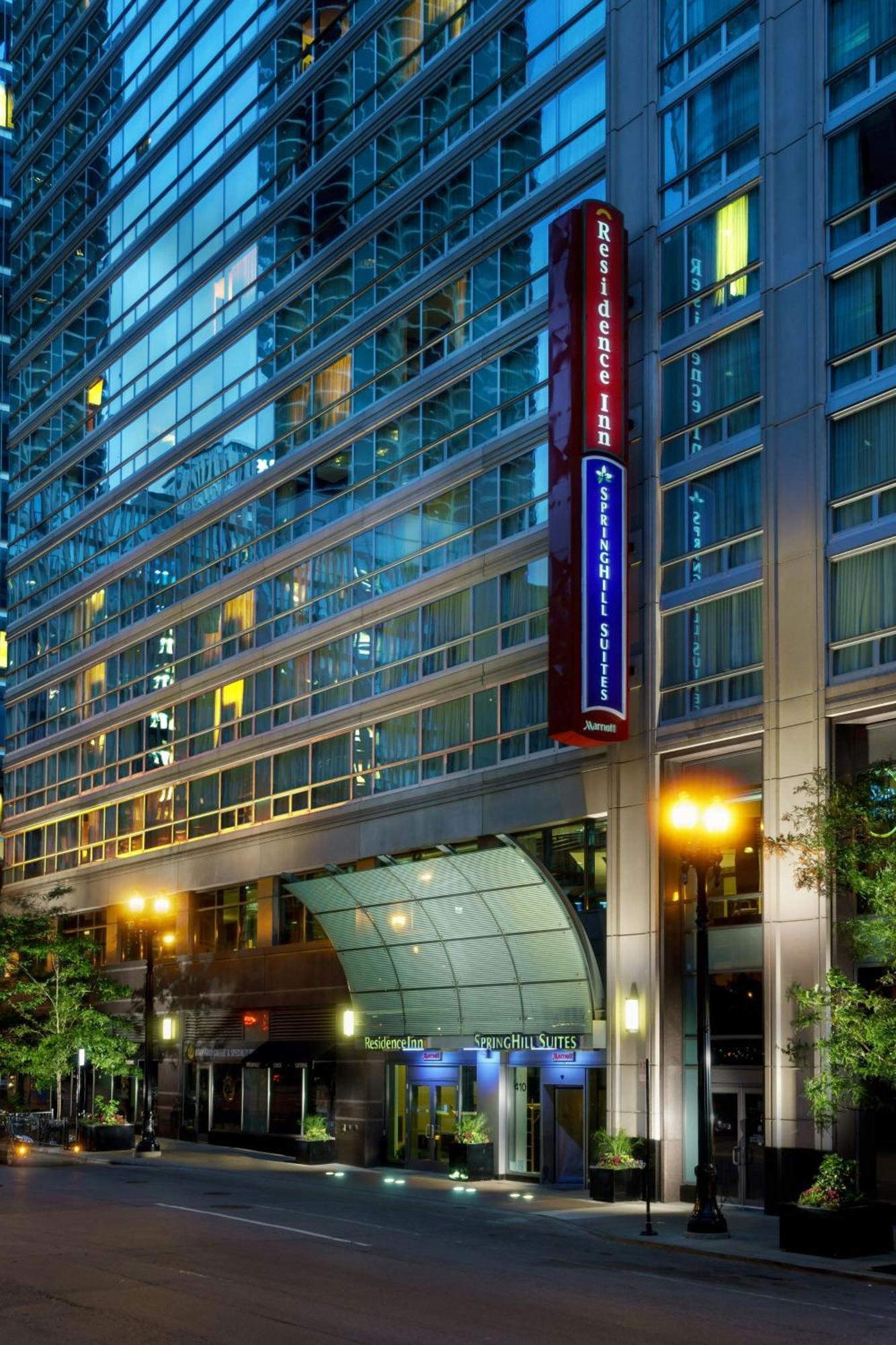 สปริงฮิลล์ สวีท ชิคาโก ดาวน์ทาวน์ ริเวอร์ นอร์ท Hotel ภายนอก รูปภาพ