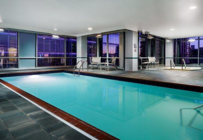 สปริงฮิลล์ สวีท ชิคาโก ดาวน์ทาวน์ ริเวอร์ นอร์ท Hotel ภายนอก รูปภาพ