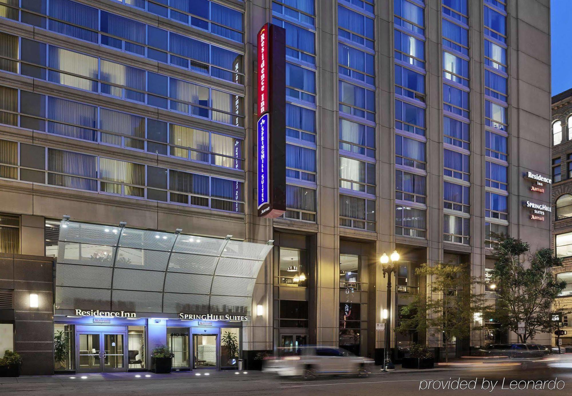 สปริงฮิลล์ สวีท ชิคาโก ดาวน์ทาวน์ ริเวอร์ นอร์ท Hotel ภายนอก รูปภาพ
